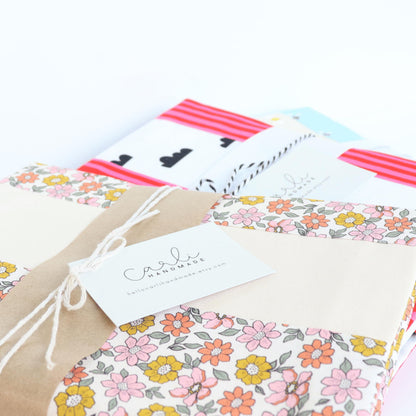 Notebook Gift Set - 300 Page A5 Lined Notebook with Pockets & Retractable Pen | Red and Pink Stripe
