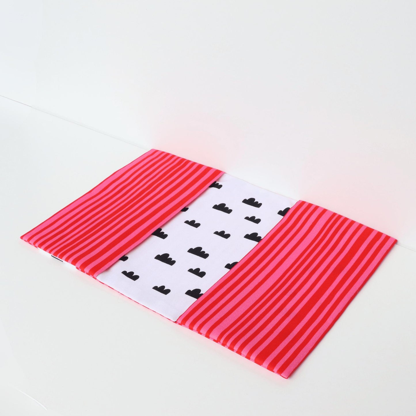 Notebook Gift Set - 300 Page A5 Lined Notebook with Pockets & Retractable Pen | Red and Pink Stripe